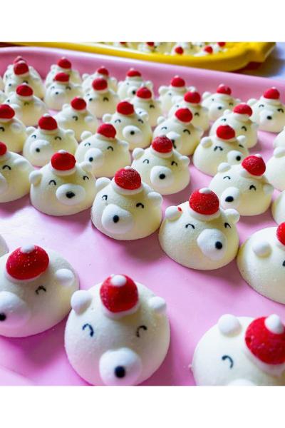 Mini Marshmallow Treats - Christmas Polar Bears